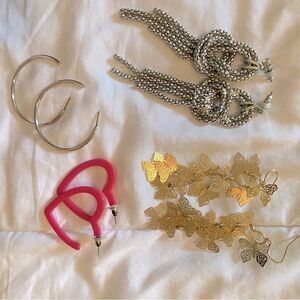 Must have earrings. Not new